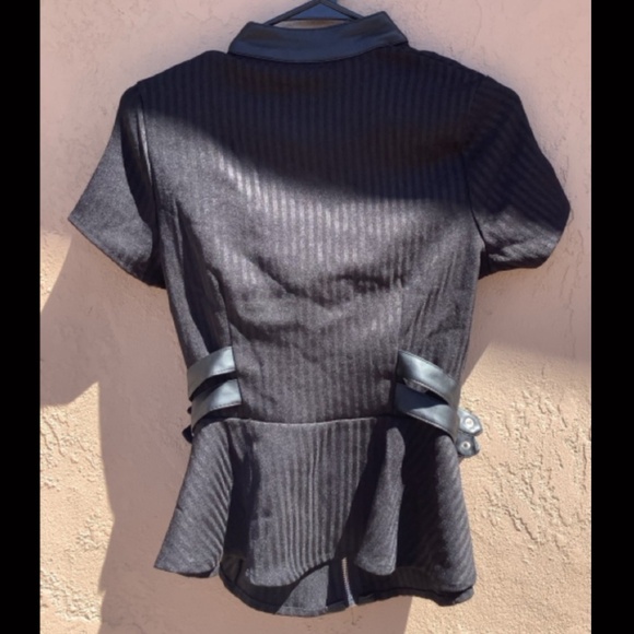 *SOLD* KILLSTAR DARK ENTERPRISE GOTHIC TOP PINSTRIPE SIZE L BRAND NEW - Picture 4 of 16